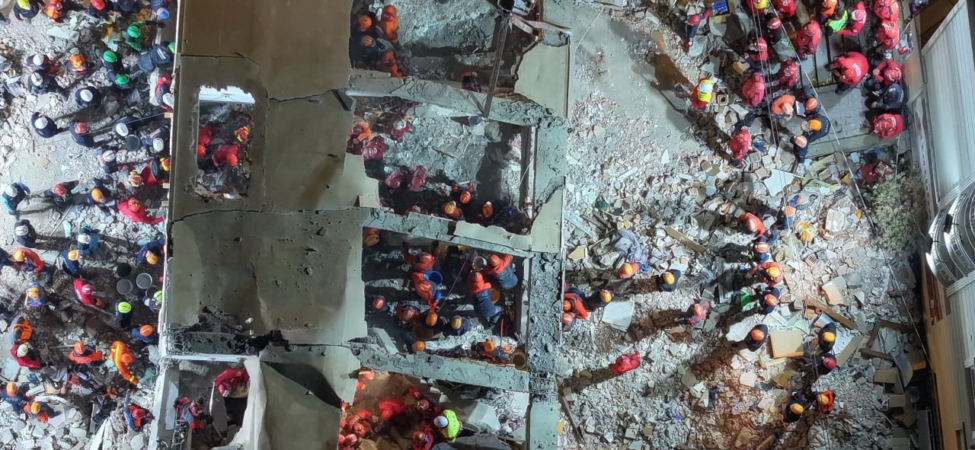 photo_5776330606663896104_y