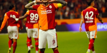 photo_5778582406477581261_y